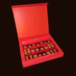 Le Chocolat XTACY Personalized Bentley Cafe Christmas Chocolate Box